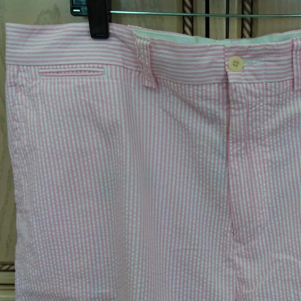Polo Ralph Lauren pink striped seersucker shorts 38 flat front